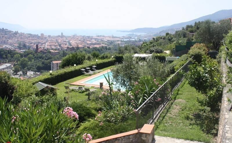 casa indipendente in vendita a La Spezia in zona La Foce / Sant'Anna