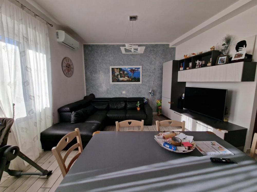 appartamento in vendita a La Spezia in zona Campiglia