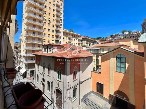 appartamento in vendita a La Spezia in zona Montepertico