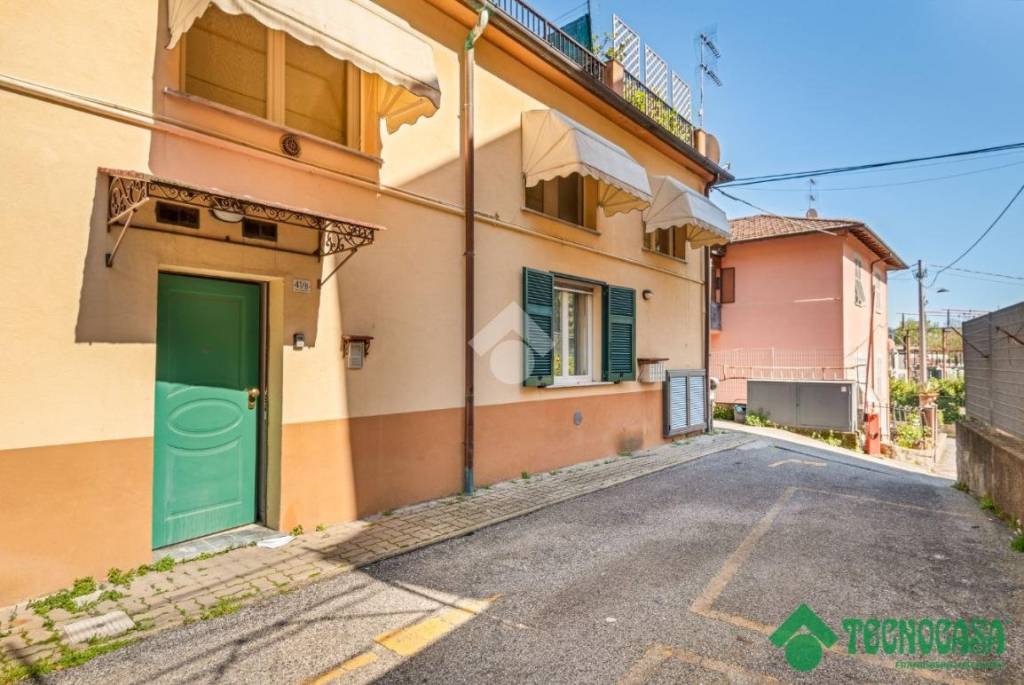 appartamento in vendita a La Spezia in zona Chiappa