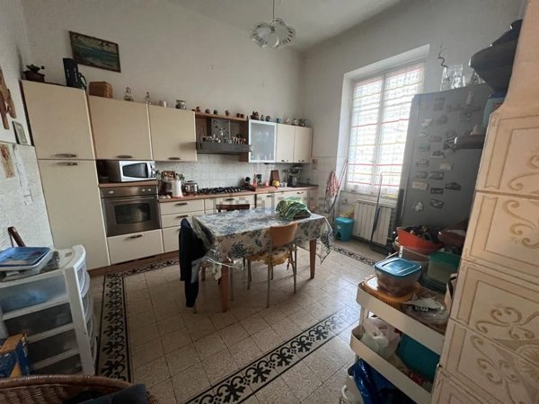 appartamento in vendita a La Spezia in zona Canaletto / Buonviaggio / Migliarina