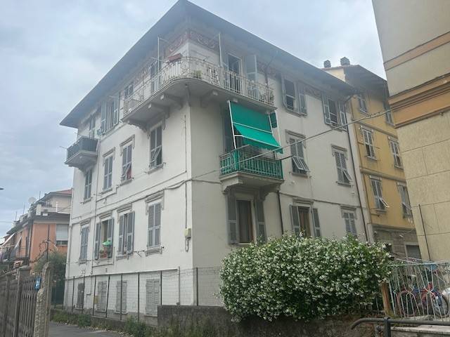 appartamento in vendita a La Spezia in zona Pitelli