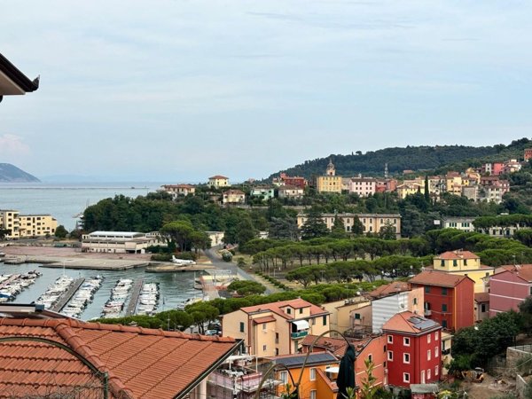 appartamento in vendita a La Spezia in zona Centro Storico