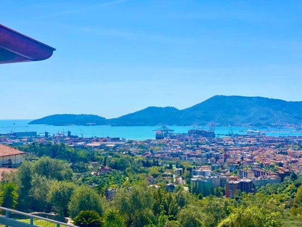 appartamento in vendita a La Spezia in zona Canaletto / Buonviaggio / Migliarina