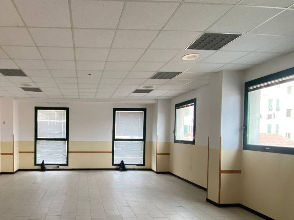 appartamento in vendita a La Spezia in zona Canaletto / Buonviaggio / Migliarina