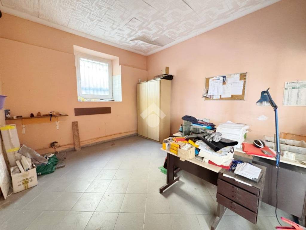 appartamento in vendita a La Spezia in zona Chiappa