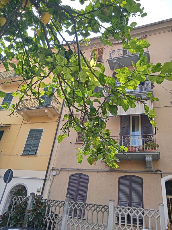 appartamento in vendita a La Spezia in zona Canaletto / Buonviaggio / Migliarina