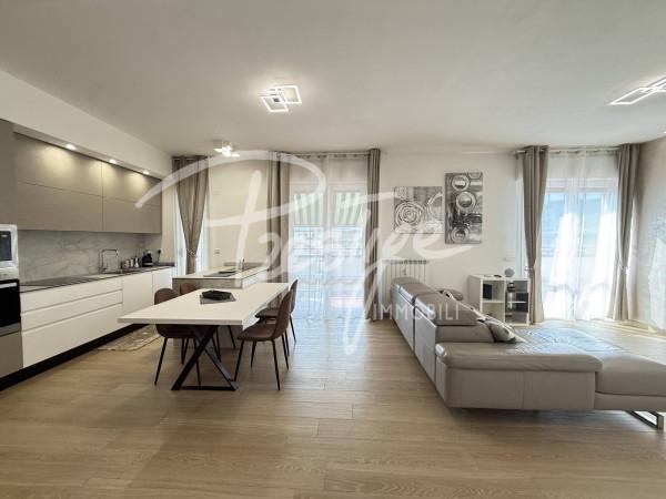 appartamento in vendita a La Spezia in zona Montepertico