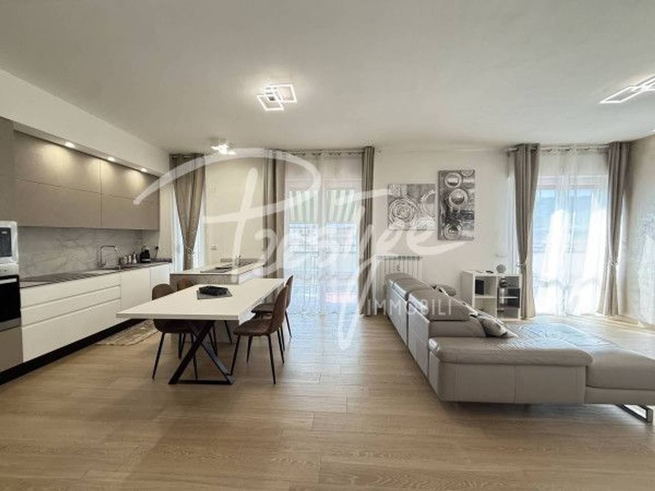 appartamento in vendita a La Spezia in zona Canaletto / Buonviaggio / Migliarina
