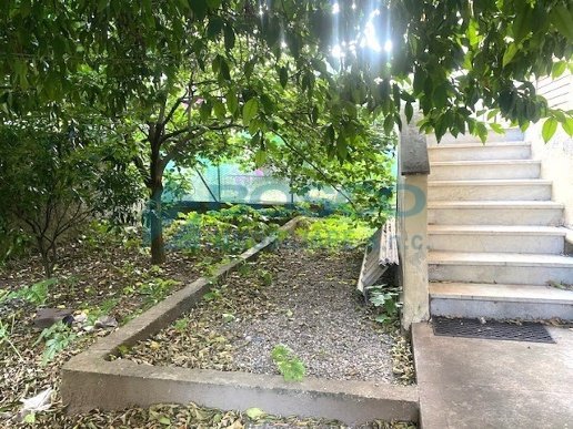 appartamento in vendita a La Spezia in zona Chiappa