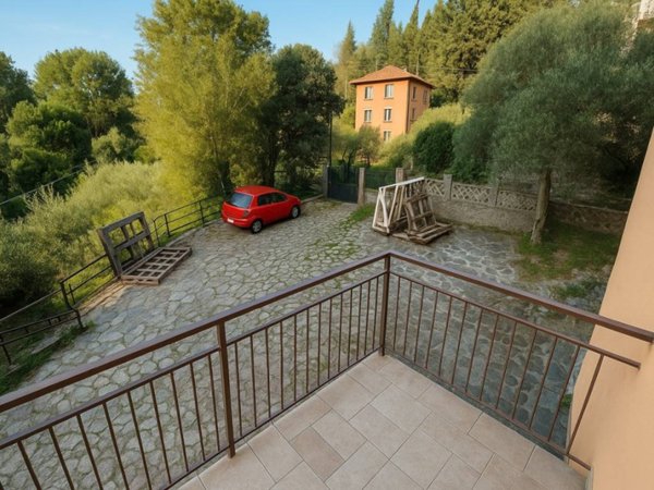 appartamento in vendita a La Spezia in zona Chiappa