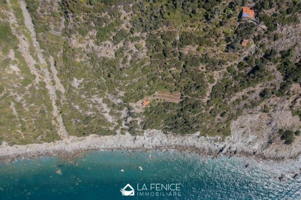 casale in vendita a La Spezia in zona Campiglia