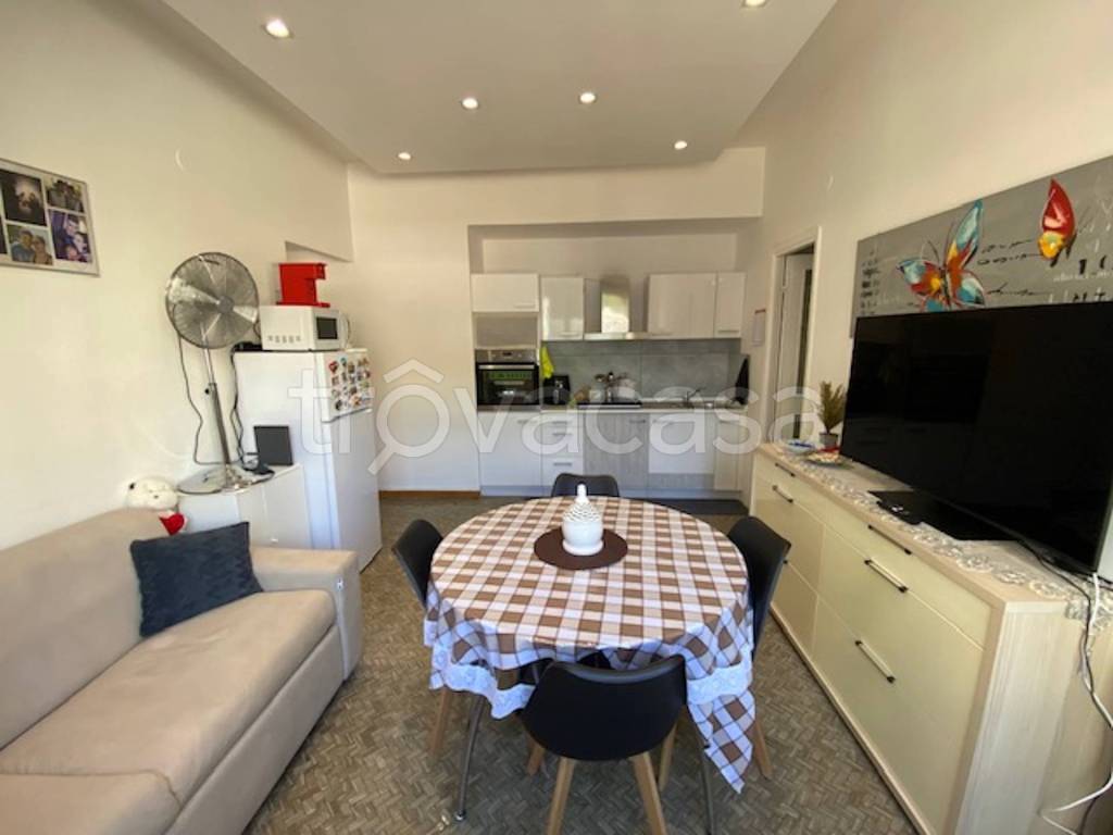 appartamento in vendita a La Spezia in zona Canaletto / Buonviaggio / Migliarina