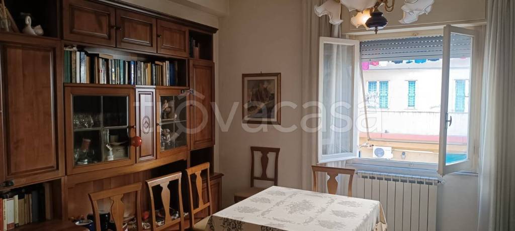 appartamento in vendita a La Spezia in zona Canaletto / Buonviaggio / Migliarina