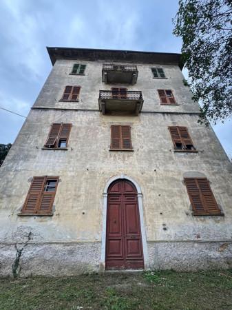 casa indipendente in vendita a La Spezia in zona Marola