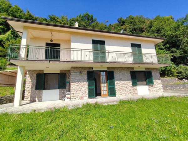 casa indipendente in vendita a La Spezia