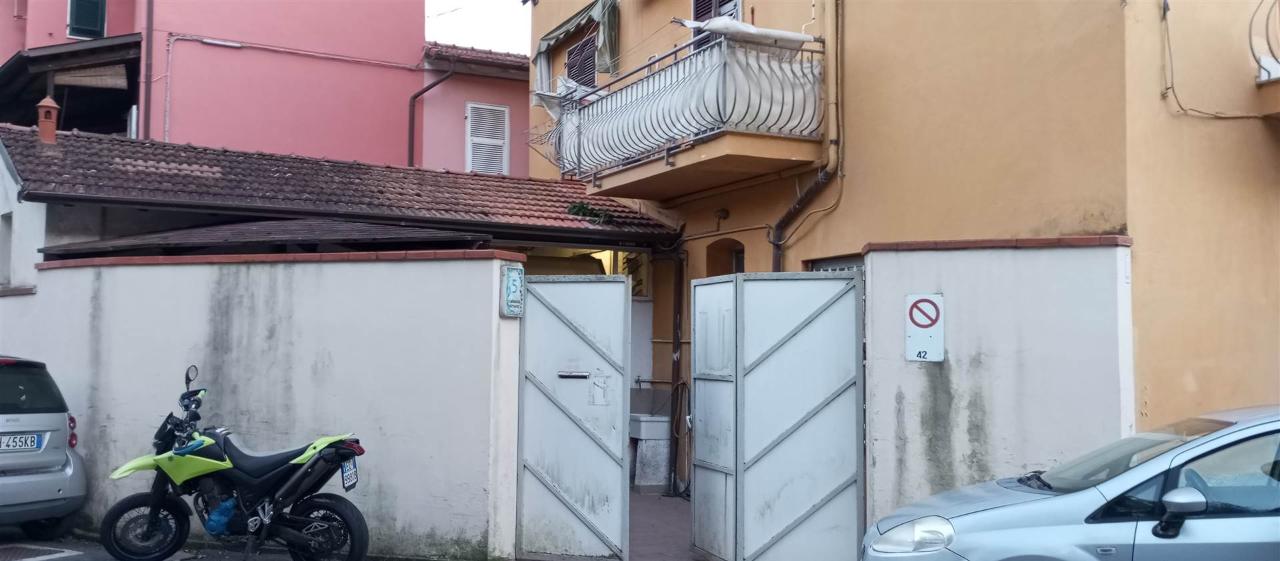 appartamento in vendita a La Spezia in zona Pitelli