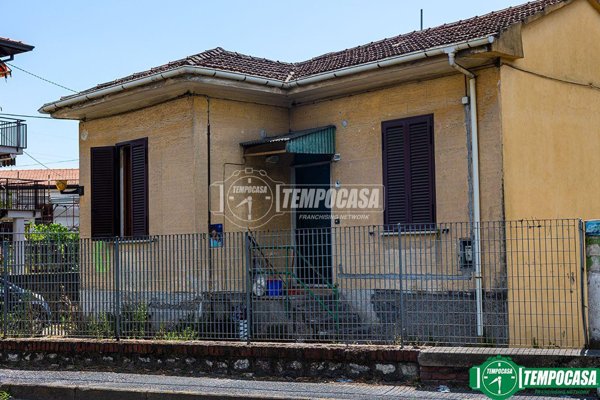 casa indipendente in vendita a La Spezia in zona Montepertico