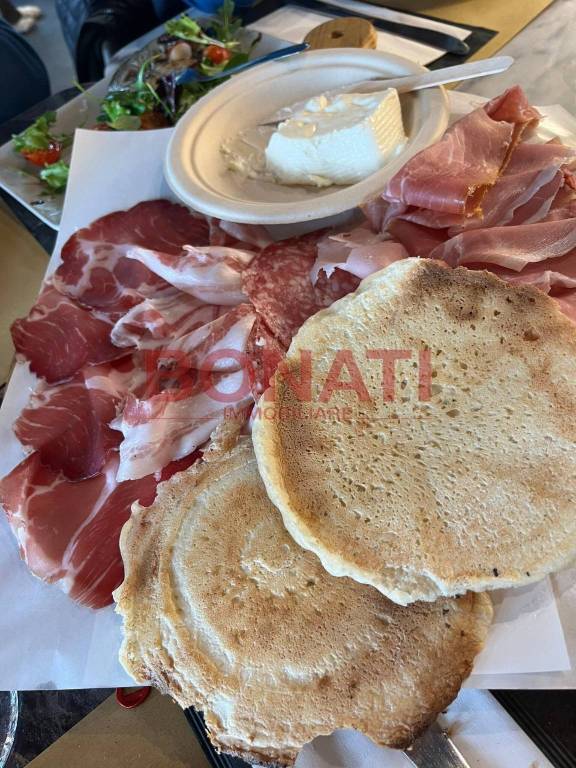 quadrivano in vendita a La Spezia in zona Centro Storico