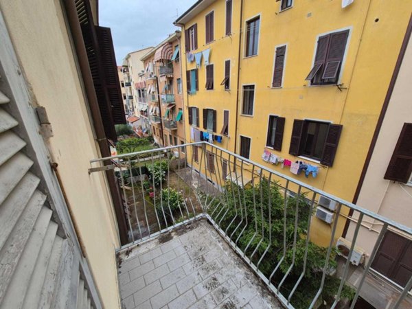 appartamento in vendita a La Spezia in zona Canaletto / Buonviaggio / Migliarina