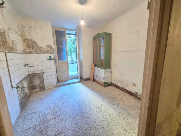 appartamento in vendita a La Spezia in zona Pitelli