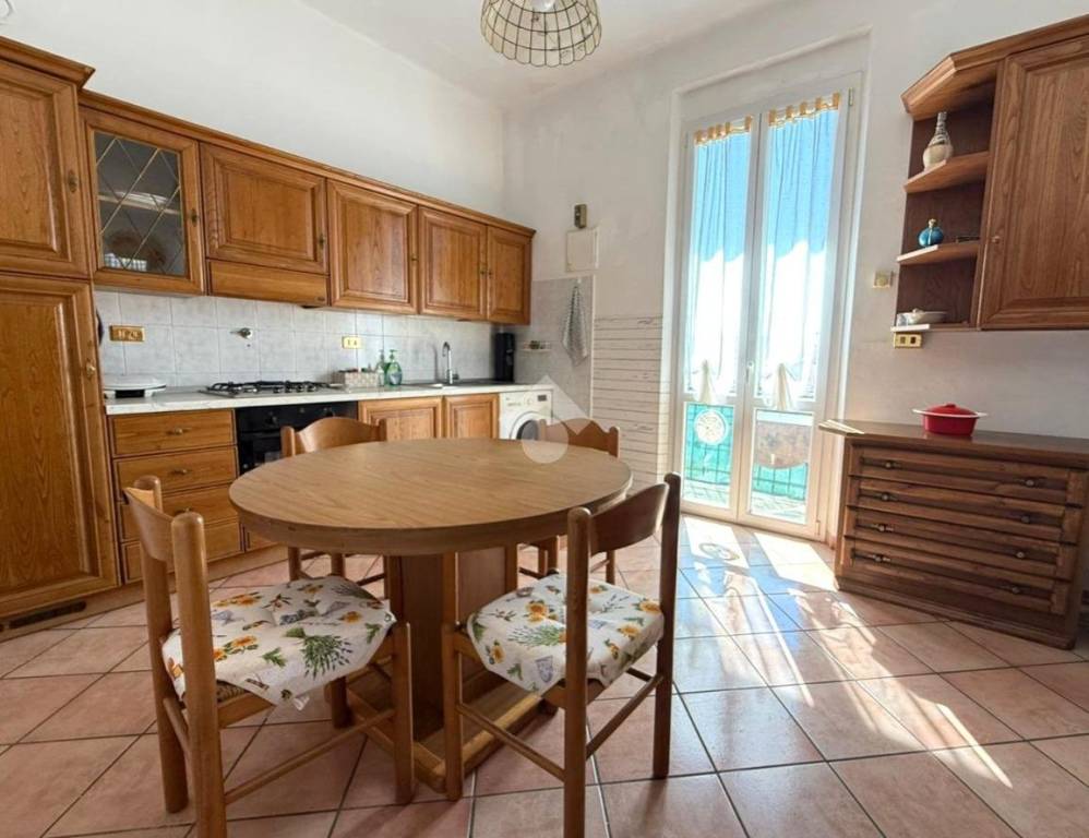 appartamento in vendita a La Spezia in zona Chiappa