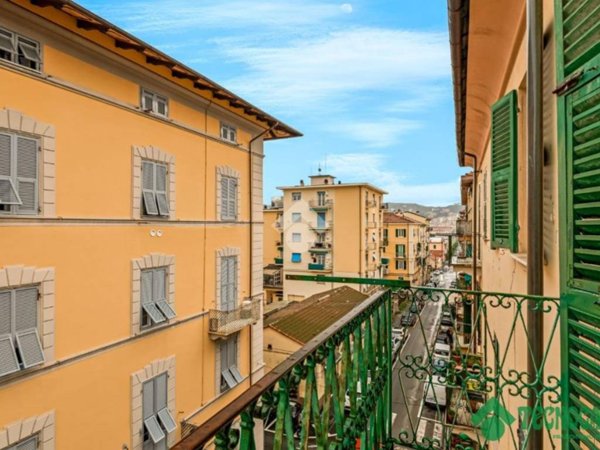 appartamento in vendita a La Spezia in zona Chiappa