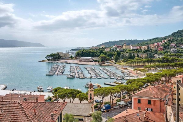 appartamento in vendita a La Spezia in zona Cadimare