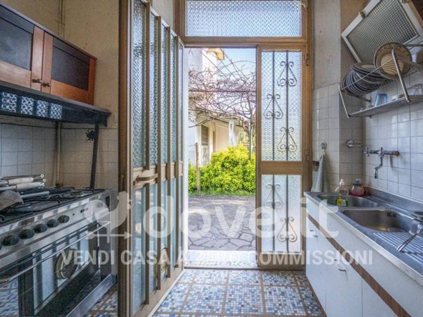 appartamento in vendita a La Spezia in zona Canaletto / Buonviaggio / Migliarina