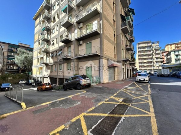 capannone in vendita a La Spezia