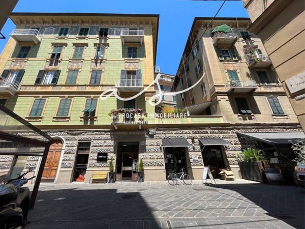 negozio in vendita a La Spezia in zona Centro Storico