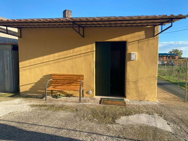 locale di sgombero in vendita a La Spezia