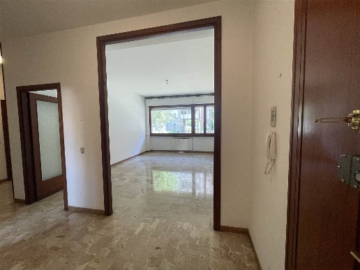 appartamento in vendita a La Spezia in zona Canaletto / Buonviaggio / Migliarina