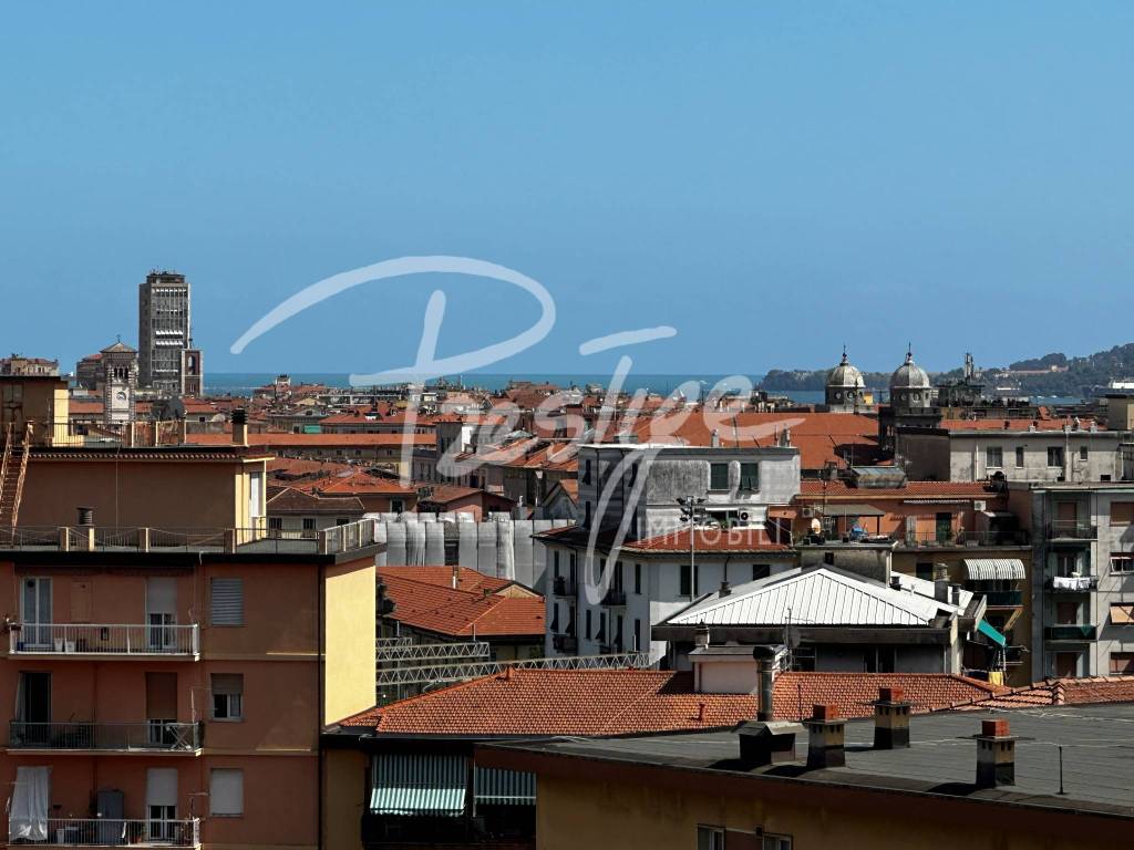 appartamento in vendita a La Spezia in zona La Foce / Sant'Anna