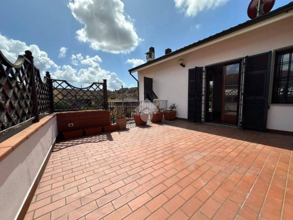 casa indipendente a La Spezia in zona Canaletto / Buonviaggio / Migliarina