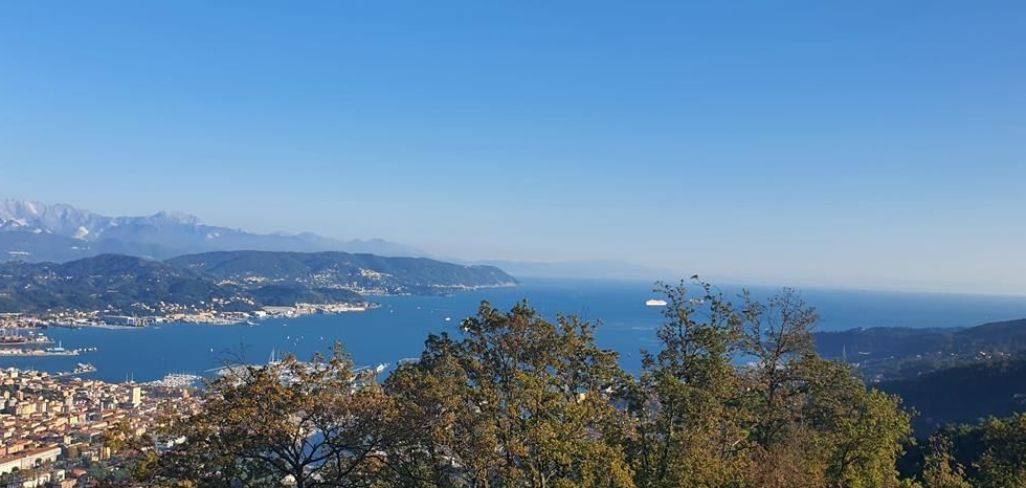 casa indipendente in vendita a La Spezia