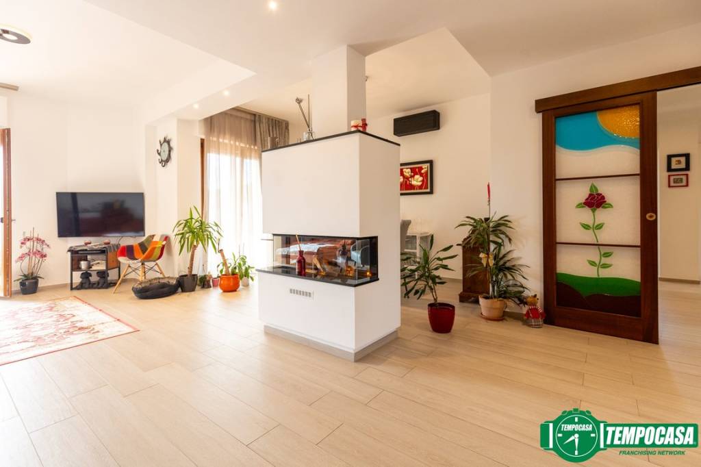 appartamento in vendita a La Spezia in zona Canaletto / Buonviaggio / Migliarina