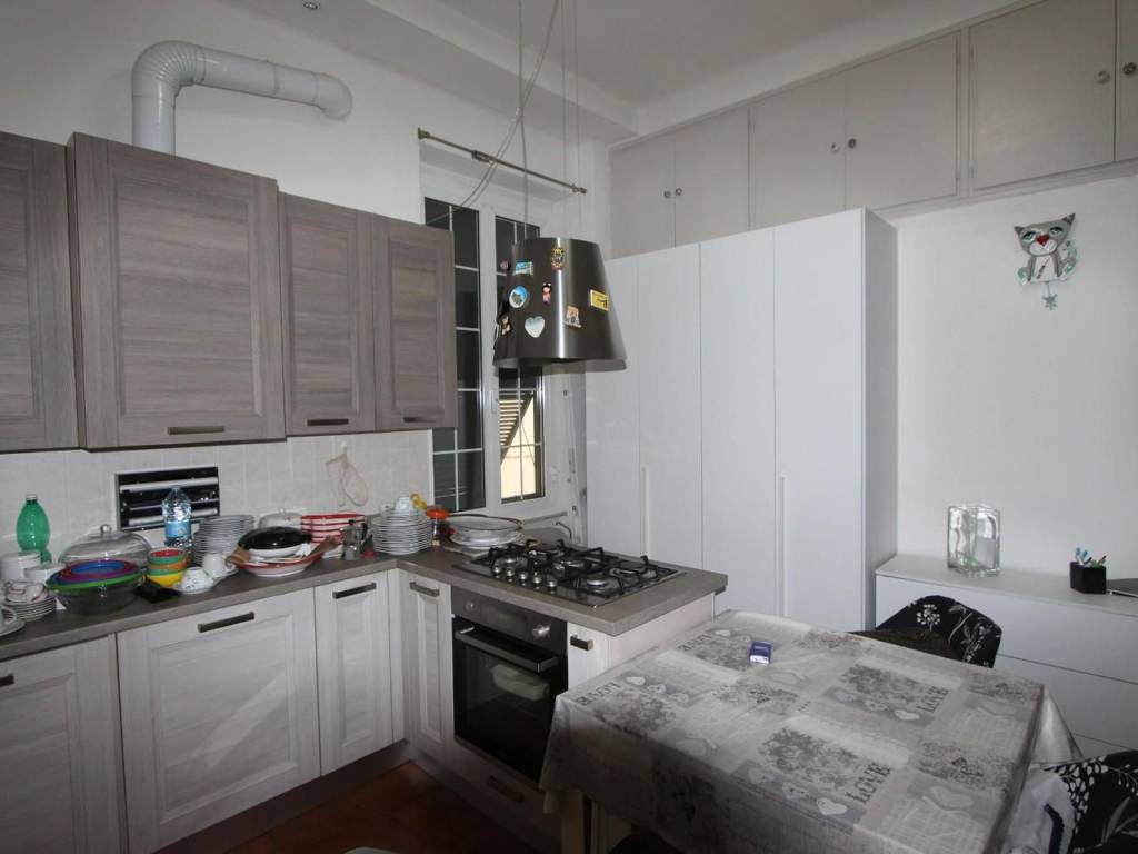 appartamento in vendita a La Spezia in zona Biassa