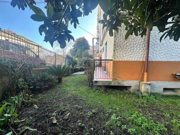 appartamento in vendita a La Spezia in zona Chiappa