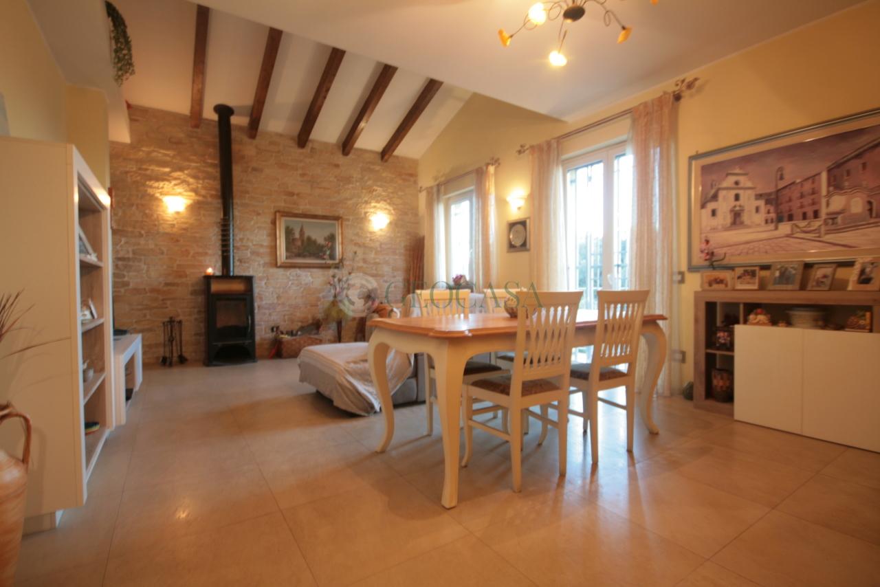 casa indipendente in vendita a La Spezia in zona La Foce / Sant'Anna