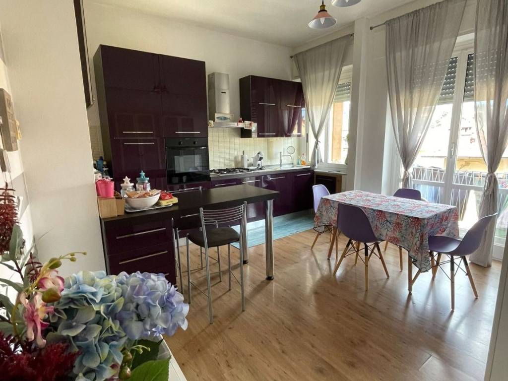 appartamento in vendita a La Spezia in zona Chiappa