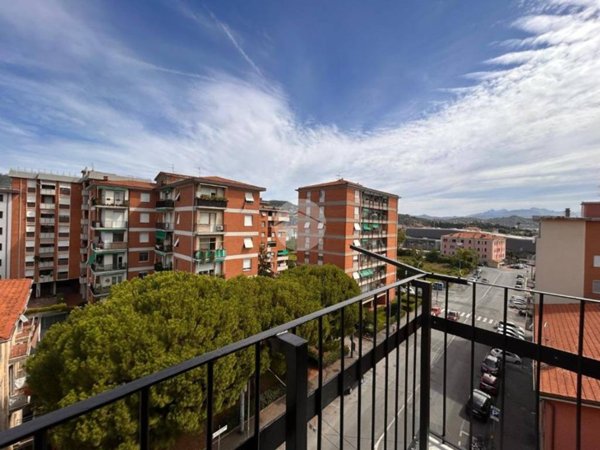 appartamento in vendita a La Spezia in zona Canaletto / Buonviaggio / Migliarina