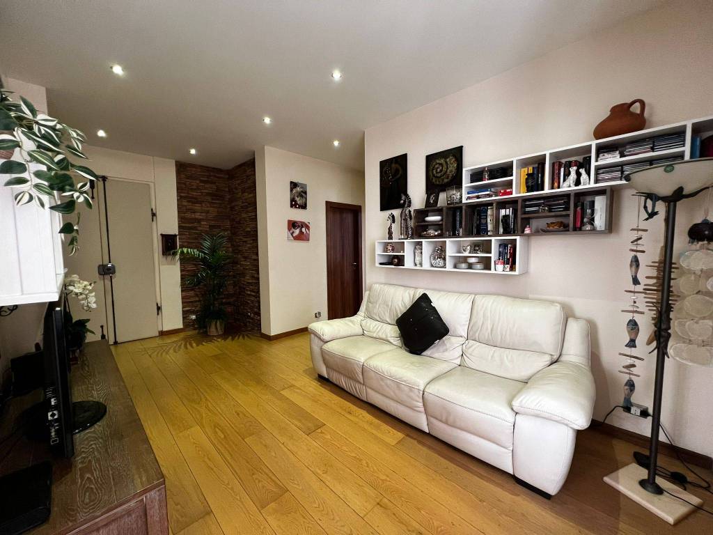 appartamento in vendita a La Spezia in zona Chiappa