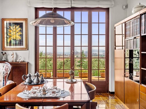 casa indipendente in vendita a La Spezia in zona Montepertico