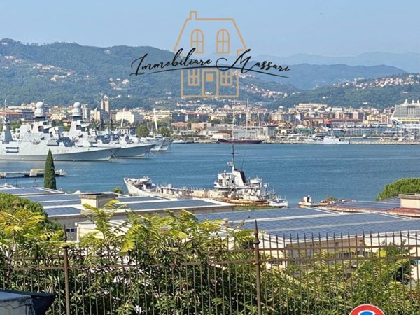 appartamento in vendita a La Spezia in zona Marola