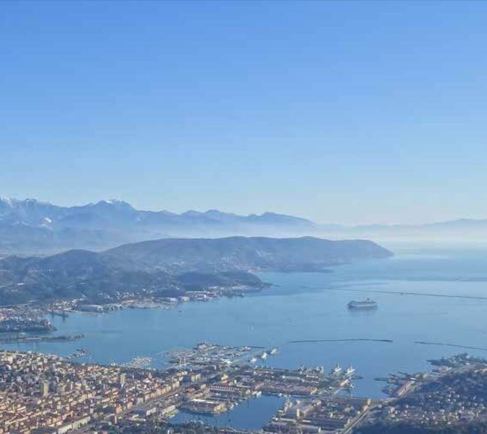 casa indipendente in vendita a La Spezia in zona La Foce / Sant'Anna