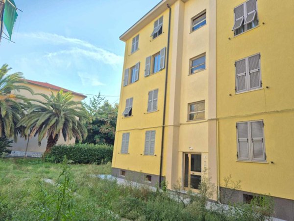 appartamento in vendita a La Spezia in zona Montepertico