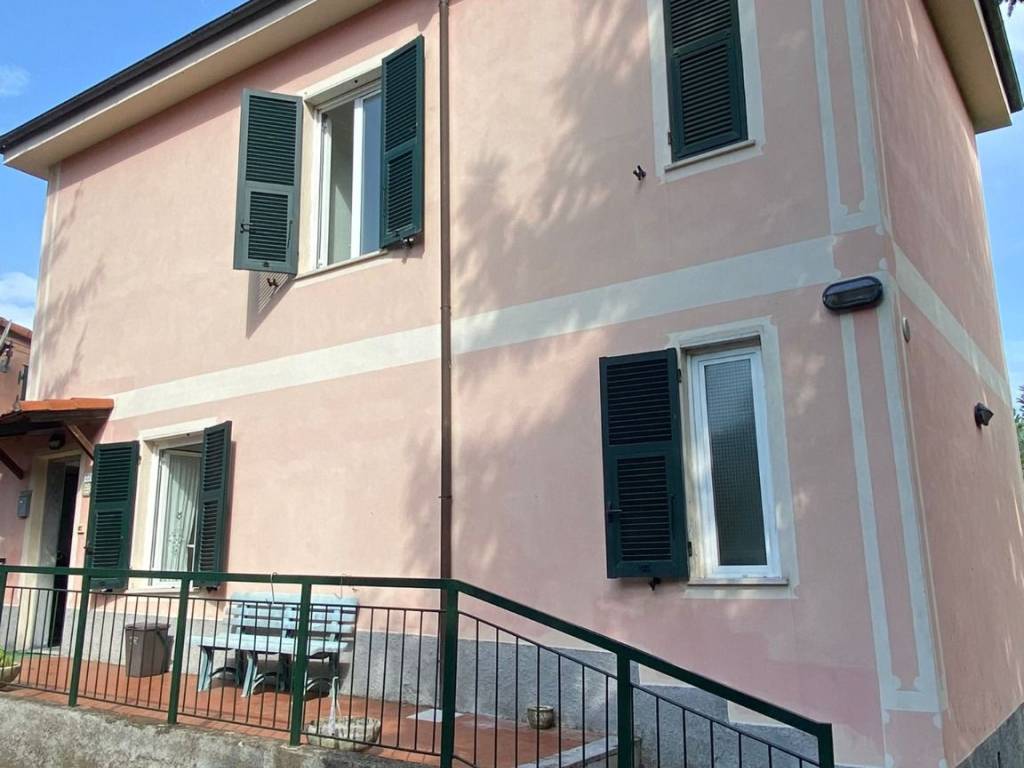 casa indipendente in vendita a La Spezia