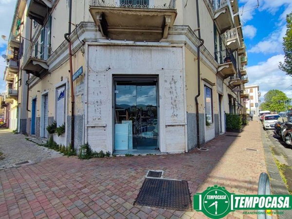negozio in vendita a La Spezia in zona Canaletto / Buonviaggio / Migliarina