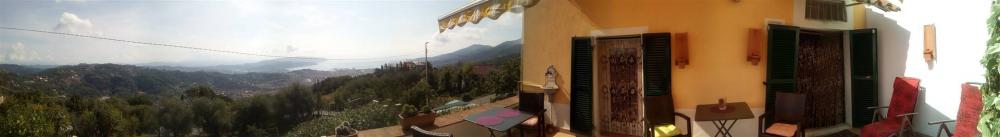 casa indipendente in vendita a La Spezia in zona La Foce / Sant'Anna